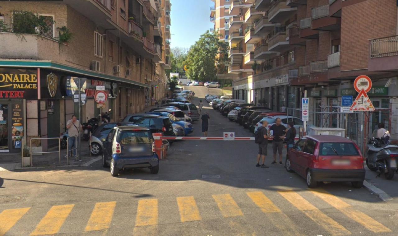 Interno 4 - Grazioso Appartamento In Roma Buitenkant foto